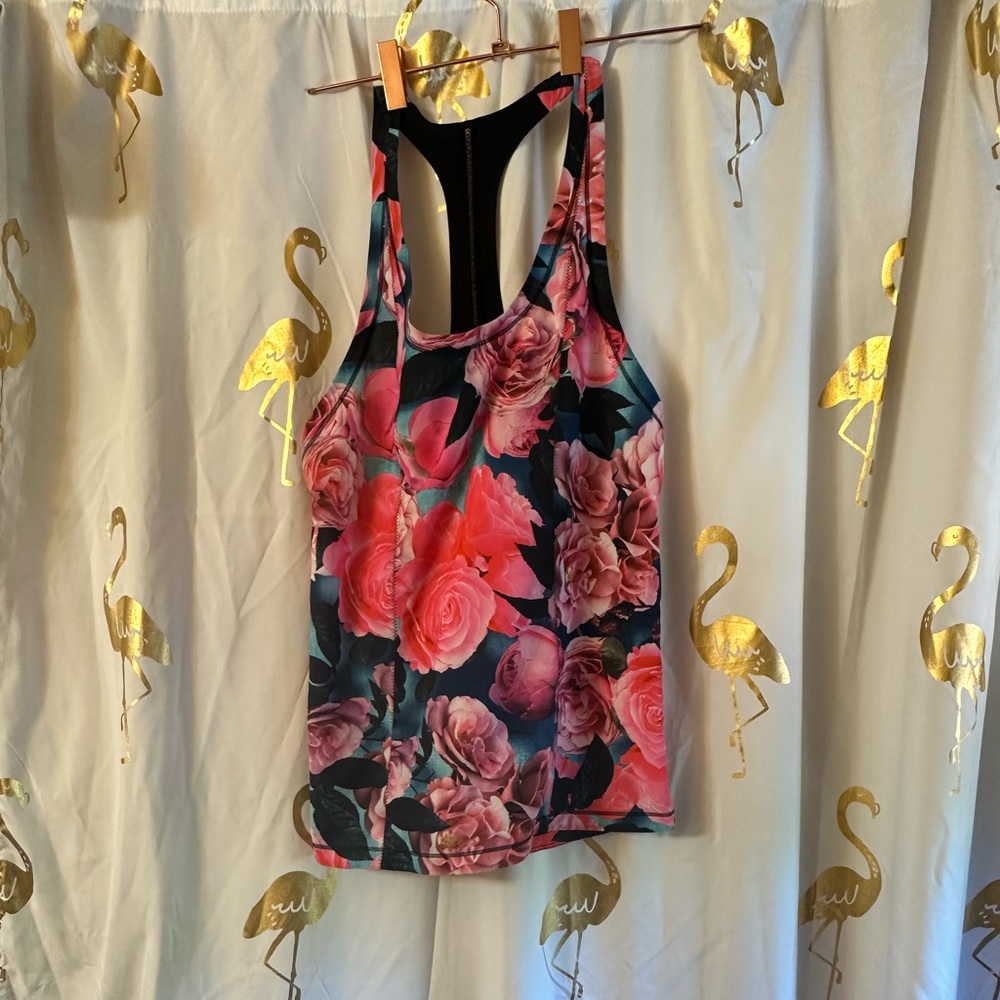 Lightweight  Lululemon running top